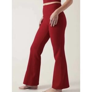 Athleta Salutation Stash Rib Flare Size Medium Red EUC